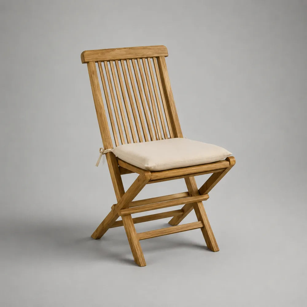Sedia da giardino pieghevole in legno massello di acacia marrone naturale con cuscino seduta beige e schienale a doghe 46 x 58 x 90 cm